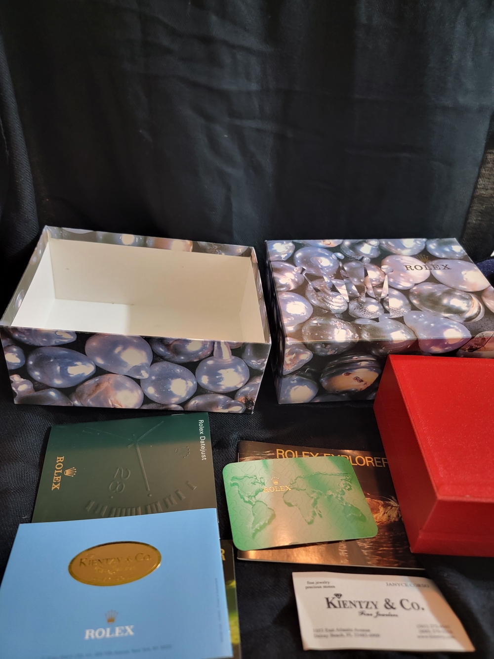 Red Rolex Accessory Box and Card Set - Green and Blue